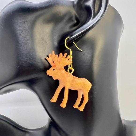 Animal Earrings - Moose Earrings - Zoo Earrings - Teacher Earrings - Canada Ear - Picture 10 of 10